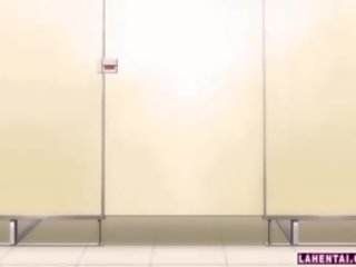 Hentai querido fica fodido a partir de atrás em público quarto de banho