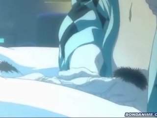 Një duke fjetur hentai e dashura merr një peter dhe një derdhje e shumfishtë në fytyrë